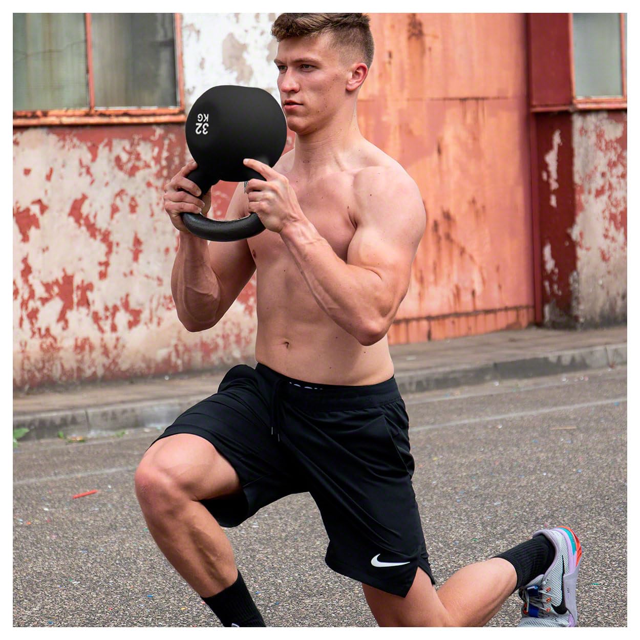 Sport-Tec Kettlebell 32 kg schwarz Gusseisen Vinyl Kugelhantel