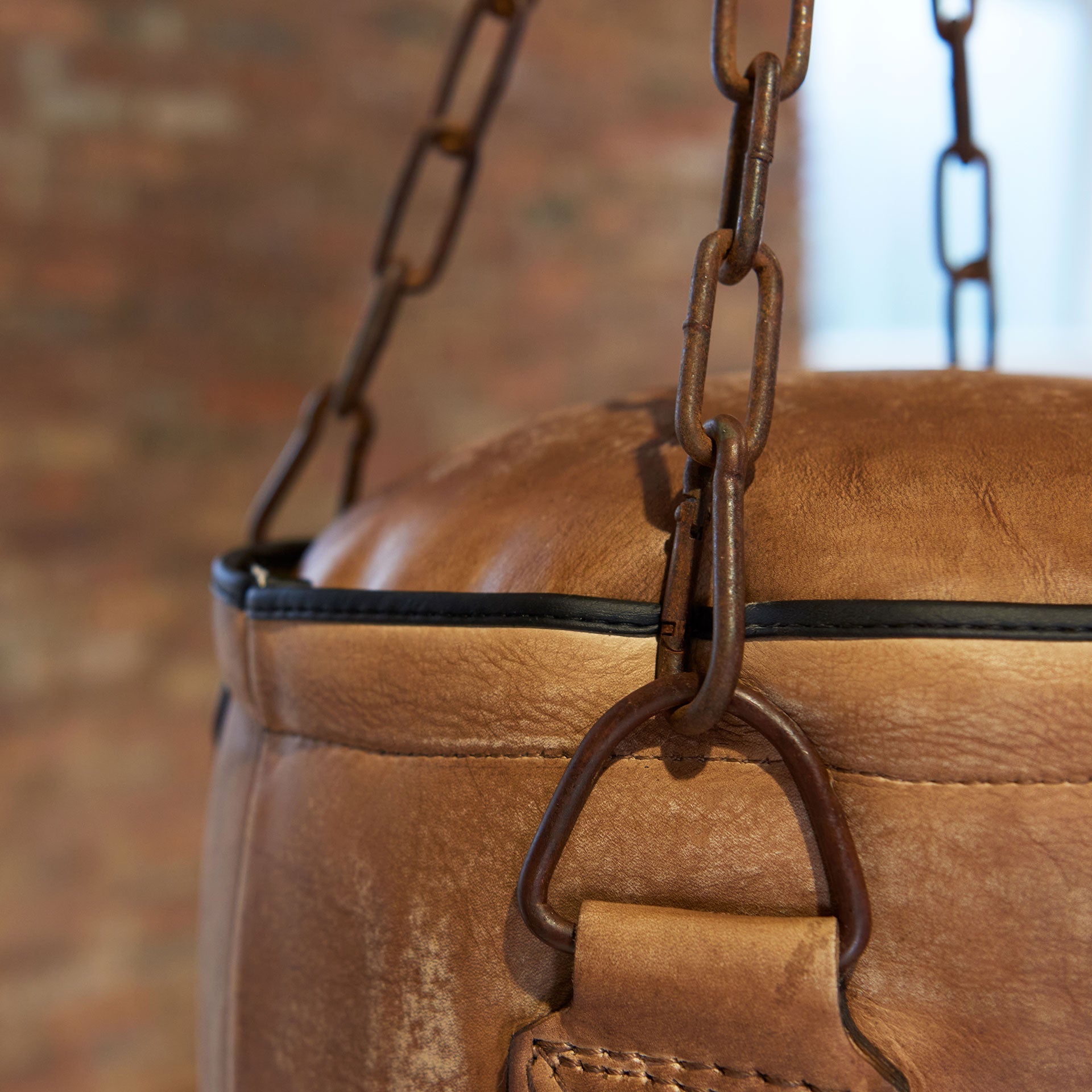 ARTZT Vintage Series Boxsack Rindsleder 30 kg mit Kette