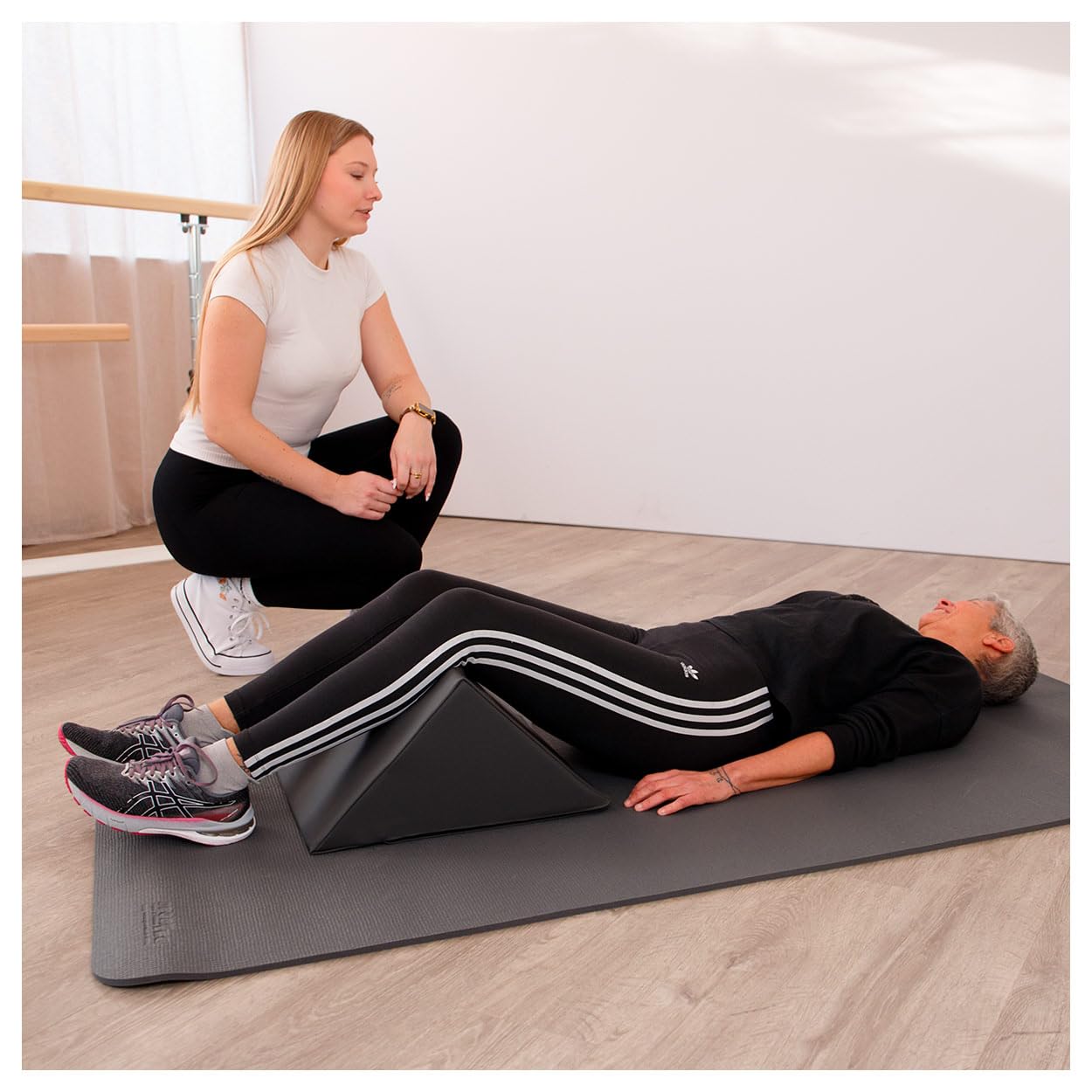 Sport-Tec Therapiegeräte Beinlagerungsdreieck 45x45 cm Lagerungskissen