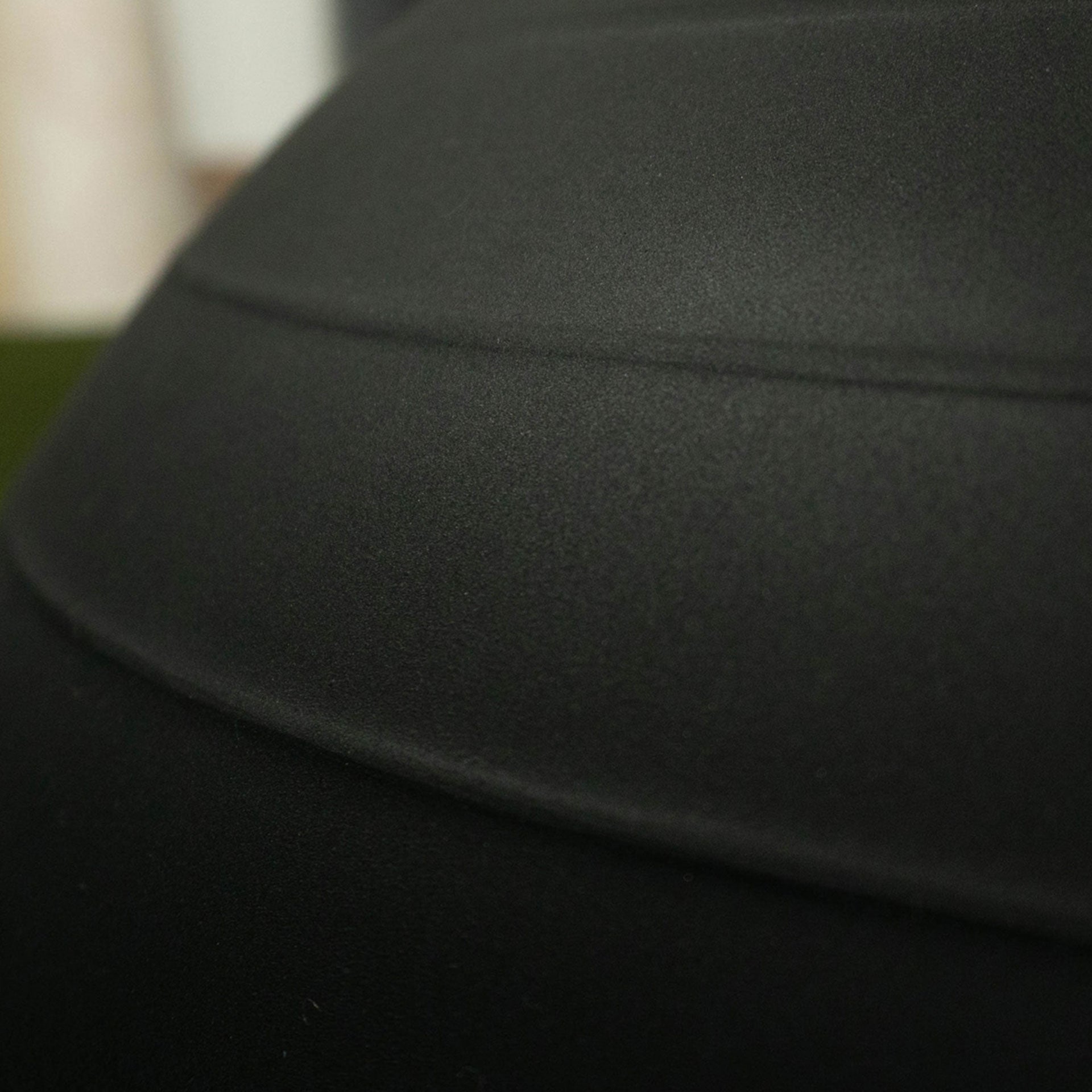 BOSU Bosuball Pro Black Balance Trainer schwarz beidseitig
