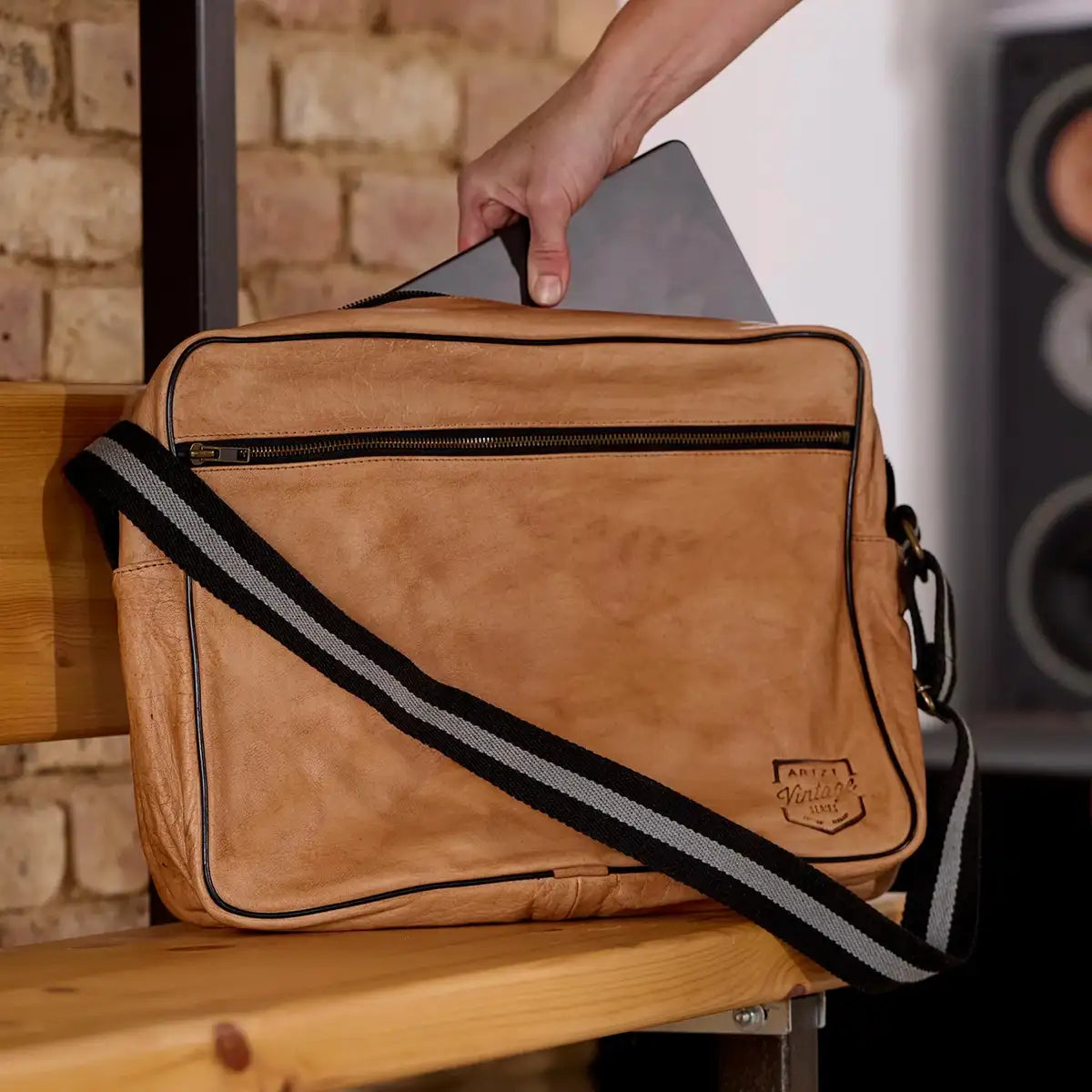 ARTZT Vintage Laptoptasche Rindsleder 15,6 Zoll