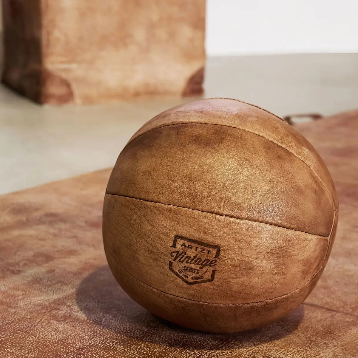 Artzt Vintage Medizinball Echtleder 2 kg